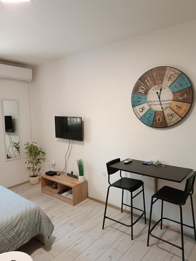 Ferienwohnung Sleep&Go Belgrad Exterior foto